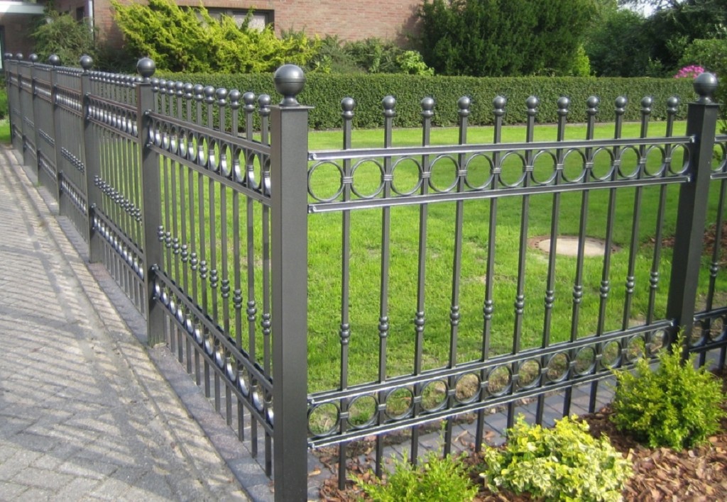 fence. ornamental iron 2